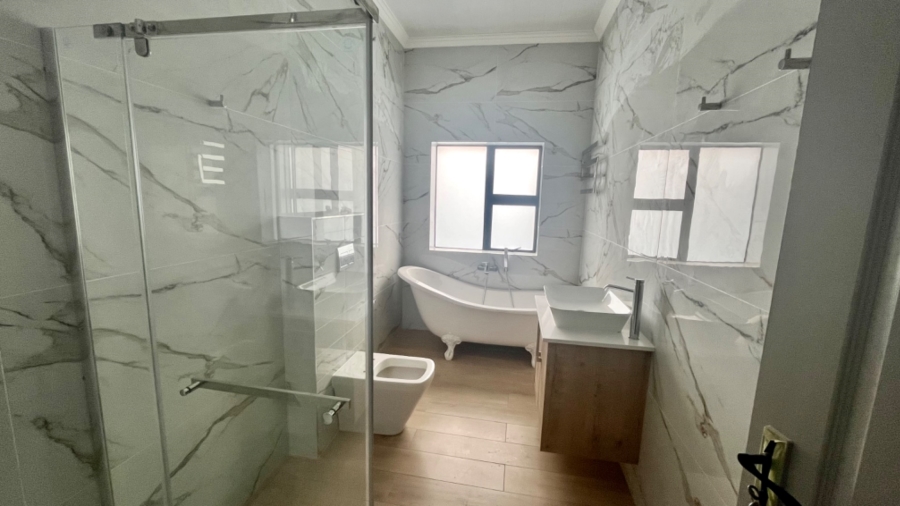 3 Bedroom Property for Sale in Island View Western Cape